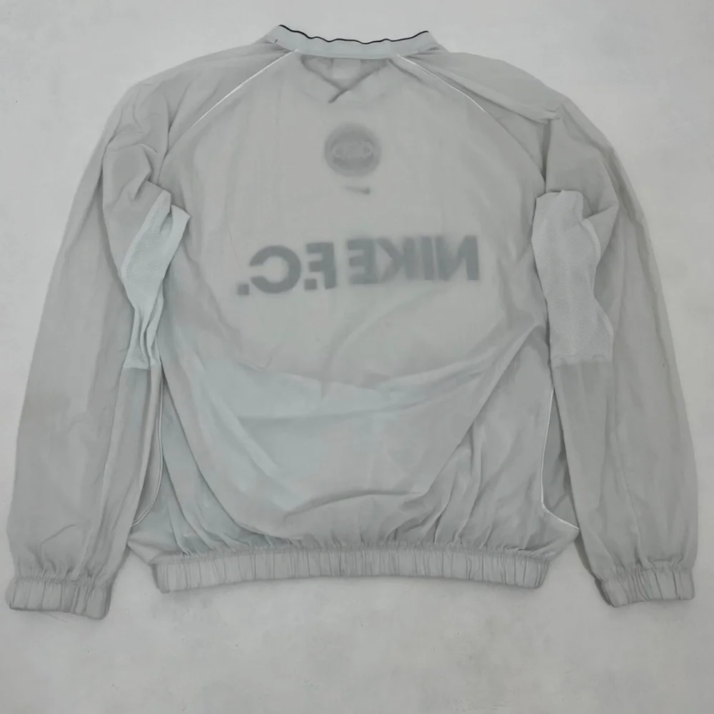 Nike FC Men's L White Summit Repel Windbreaker Pullover Long Sleeve With Pockets